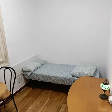 2-habitacion Del Piso Alloggio in famiglia *